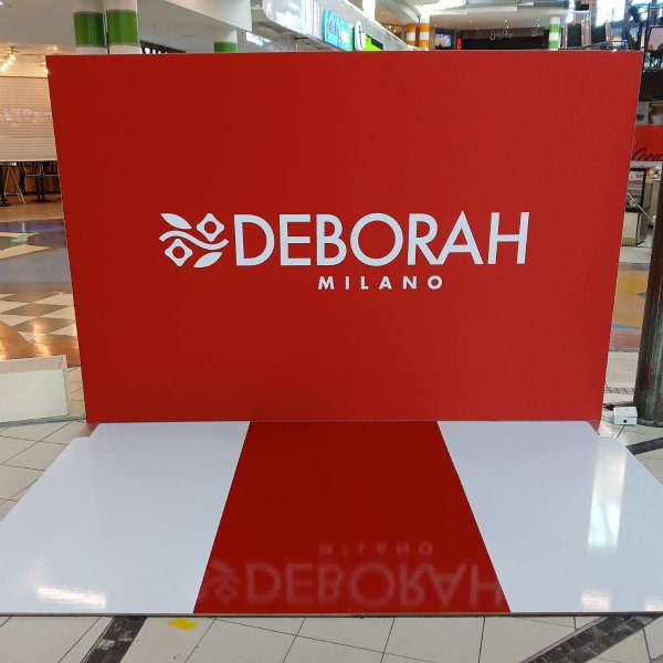 Banner Wall Lightbox