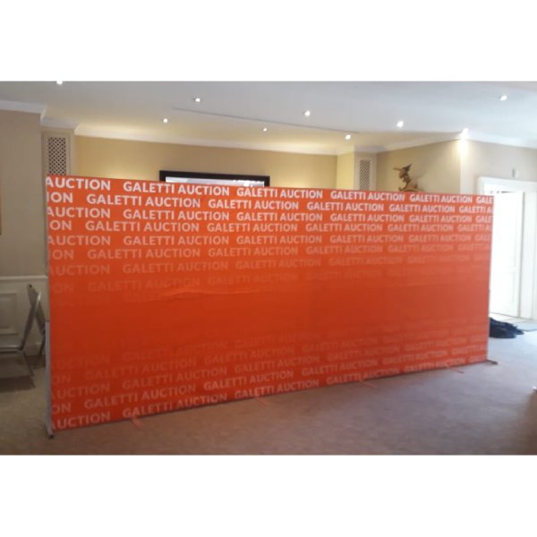 Tenstyle Banner Wall