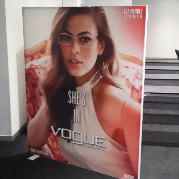 Portable fabric display stand with Tenstyle® aluminium frame and silicone edge fabric graphics.
