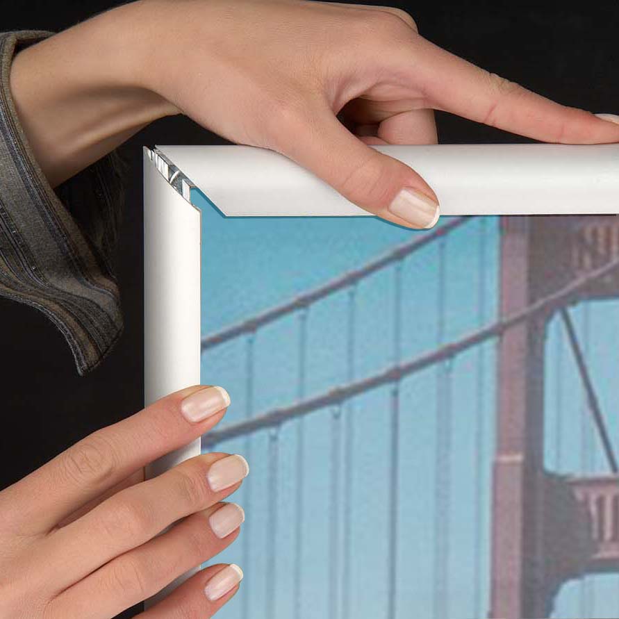 Snap Frames