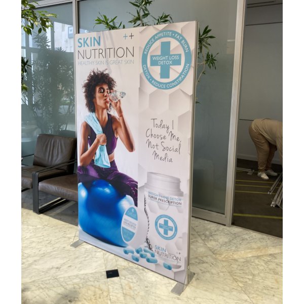 Tenstyle Display Stand