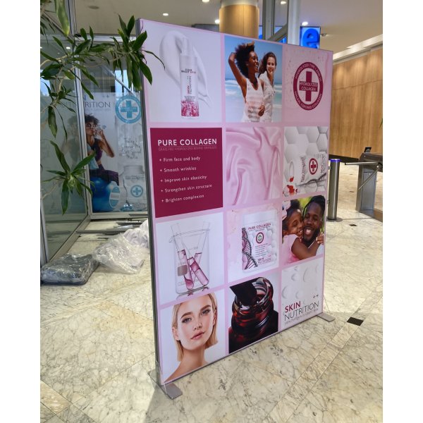 Tenstyle Display Stand
