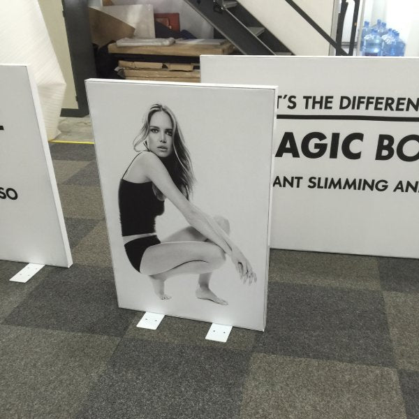 Portable fabric display stand with Tenstyle® aluminium frame and silicone edge fabric graphics.
